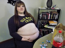 bbw-bunny-jo:So full after a mentos and coke bloat! You can buy