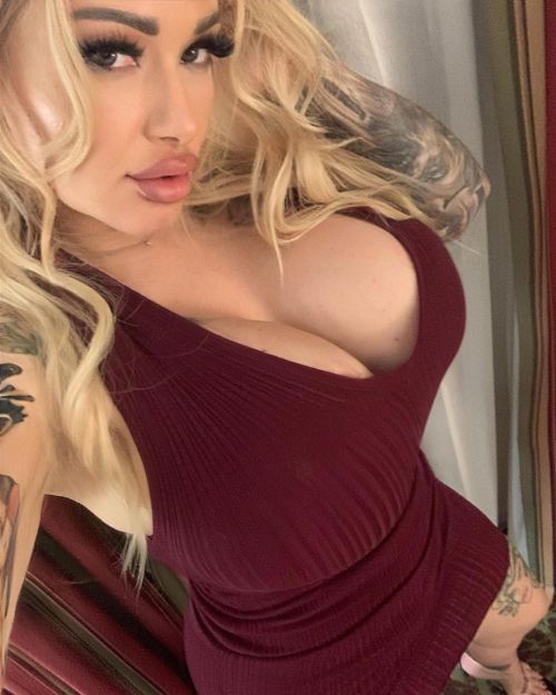 bimbooutfitters:  @fillerdolls  ❤ xoxo