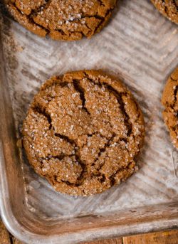 guardians-of-the-food:  Chewy, crunchy Molasses Cookies are the