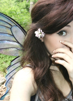 titlefuxk:  chickensoupy:  yes, I’m a fairy.  wow 