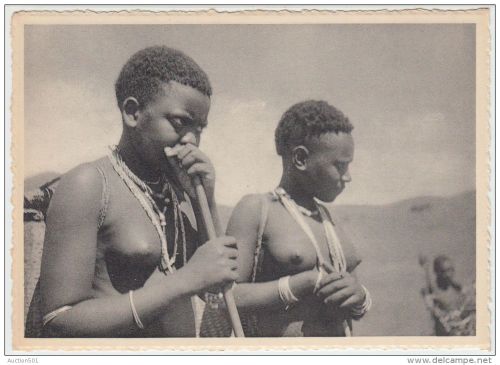   Congolese Banya-Bongo women, via Delcampe.  