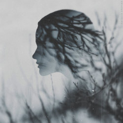 mydarkenedeyes:  Natalia Drepina - Radiograph of My Sorrows