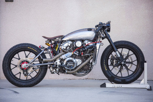 hellkustom:  More pics here:http://www.hellkustom.com/2015/09/indian-scout-by-roland-sands.html