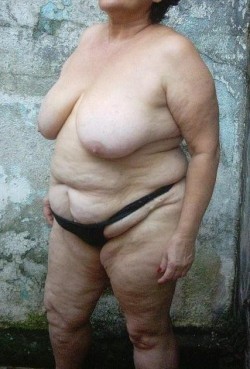 Who says nude fat old ladies canâ€™t be sexy? This one sure