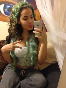 im-cleopatravii:  meow.
