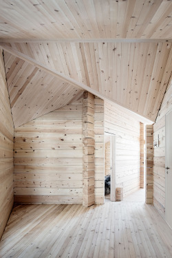 peskynymph:  Good wood - stunning cabin in the wilds of Norway