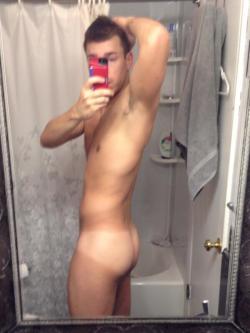 usmcjock:  Love that tan line! hope it’s not from a tanning
