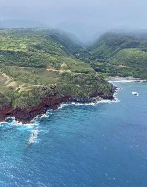 amazinglybeautifulphotography:  Maui, Hi -Helicopter view (OC)