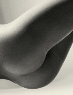 almavio:MARCUS OHLSSON Martina Valkova for Tush #21 2010