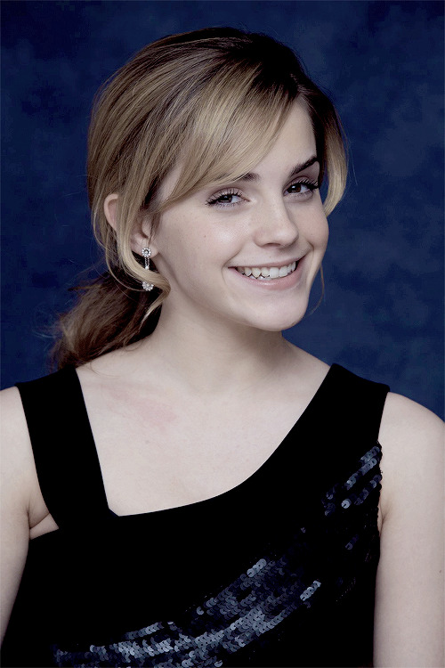 dailyemmawatson101:  watsonlove:  Emma Watson at the ‘The Tale