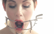 51m1:  my 1st gif… i made this from “Fawnya is dripping”…