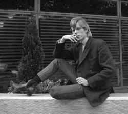 patrickboots:David Bowie, 1965