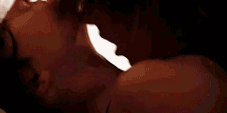 jean-genie-snuck-off-to-the-city:  I’m telling you,Kate will