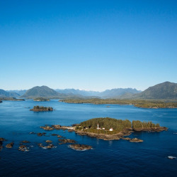 illusionwanderer:  Lennard Island lighthouse in Clayoquot Sound