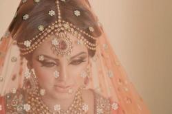 rina-verrick:  Beautiful Indian Brides sur @weheartit.com - http://whrt.it/15YJxht