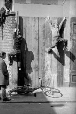 vintageeveryday:Children playing, Amsterdam, 1964. Photographed