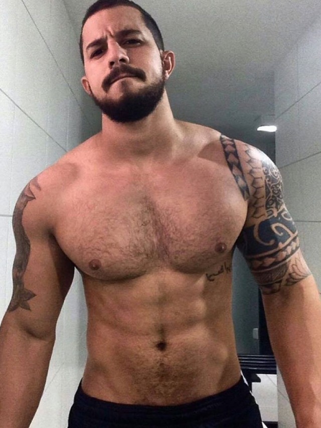 hotmen-addiction: