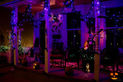 halloweenatdusk:  There’s nothing better than lit porch on