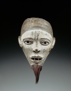 centuriespast:  Mask (Nganga Diphomba)Artist: Master of KasadiDate: