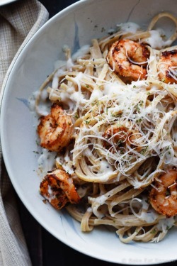 prettypasta:  Skinny Cajun Shrimp Alfredo Pasta