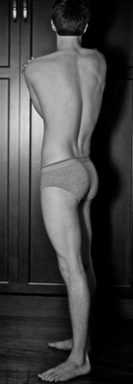 amazinggaypornblog:  Love Male Strippers: tumblr_mutvsyTa6O1sos9u7o5_r1_500  Lusting after hot strippers and gogo boys. 