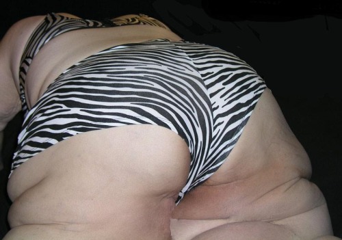 ussbbwlover:  hillenjoe:  Reblog if you like her shapes! I personnaly do, and sheâ€™s also one of my favâ€™ BBW   Ann  I def do