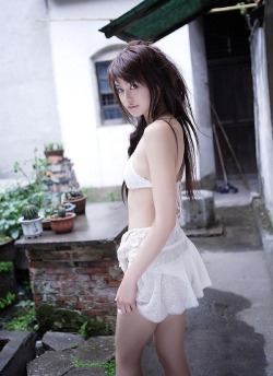 i-really-love-women:  Yuriko Shiratori