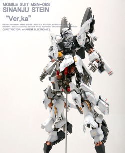 gunjap:  MG 1/100 Sinanju Stein Ver. Ka Full Hatch Open Custom: