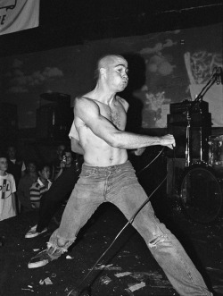 dmarkey:  Henry Rollins’ first show proper with Black Flag,