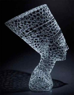 Fragile beauty (bust of Nefertiti sculpted from spun glass)