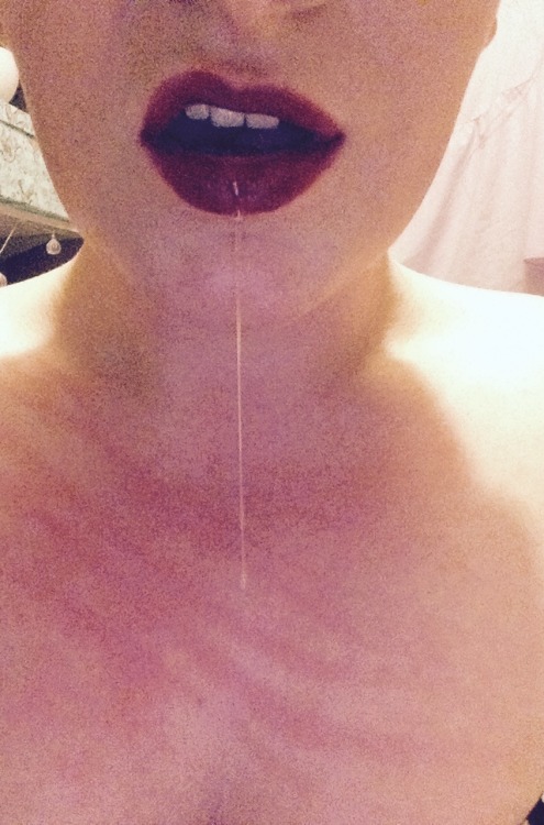 x-roughlace-x:  Still love this shot ðŸ™ŠðŸ‘…ðŸ’¦ 