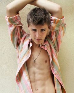 menphotos:  #boy #male #guy #teen #teenswag #gay #gaymen #fit