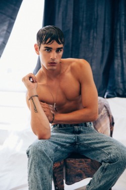 fuck-yeah-scott-gardner:Scott Gardner