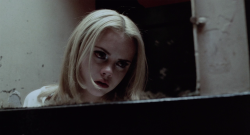 artfilmfan:  Buffalo ‘66 (Vincent Gallo, 1998) cinematography: Lance