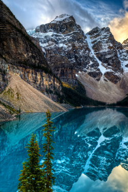 nordvarg:  Moraine Lake (Chris Muir) 