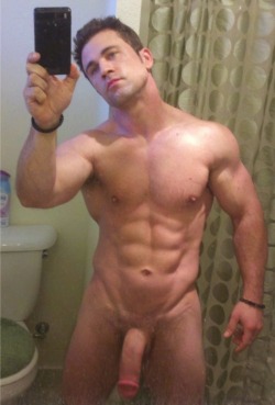 justsexymen:  Best straight cock on the internet Just. Sexy.
