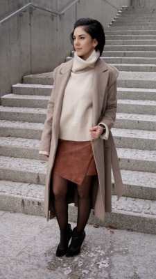 fashion-tights:  Dream Of Caramel coat - Zara sweater - Oasap