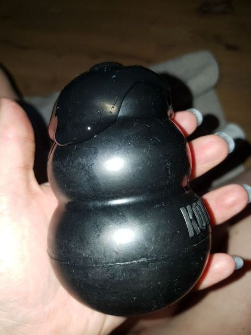 holegirl:Playtime with 1 ltr bottle in my pussy. Later 0.5 ltr bottle in my ass and then the kong. What a fun day 
