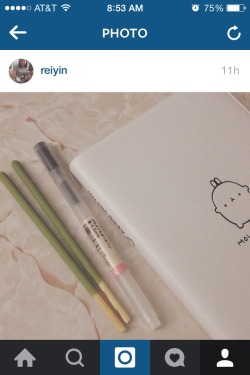 studyblob:  ig: reiyin  i finally made an instagram, guys! half