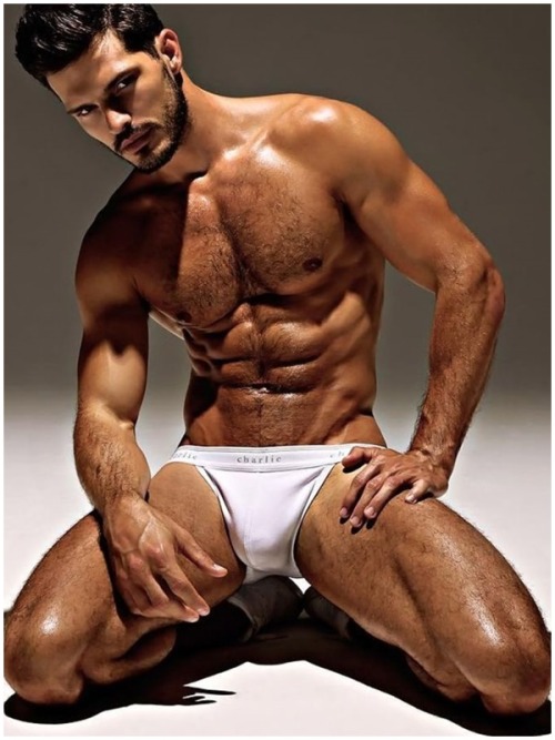 awesomemanasart:  Welcome to Man as Art. I appreciate your viewing