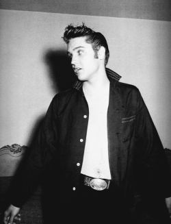 presley-elvis:  Elvis Presley, August 18, 1956. 