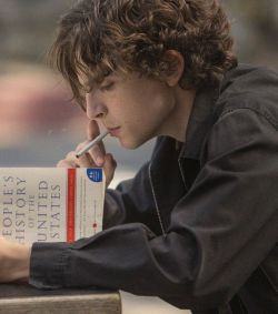 genterie:  Timothée Chalamet as Kyle in Lady Bird (2017)