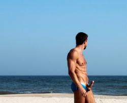 gayfcuk:  brofuck:  Private beach for private parts…  Follow
