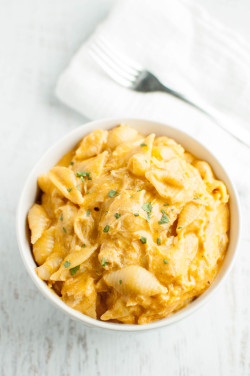 magicalfoodtime:  (via Crockpot Buffalo Chicken Mac and Cheese