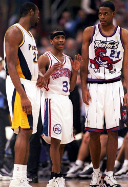 fatshawnkemp:  Eric Dampier, Allen Iverson and Marcus Camby at