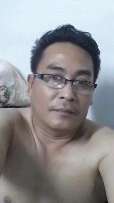 sokrithdara99:  Gay Older daddy â€¦..áž“ážšážŽáž¶áž’áŸ’áž›áž¶áž”áŸ‹ážšáž¼áž˜ážšáŸáž€áŸ’ážŸáž‡áž¶áž˜áž½áž™áž‚áž¶ážáŸ‹ážáŸ’áž›áŸ‡ ? áž‚áž¶ážáŸ‹ Both áŸ”