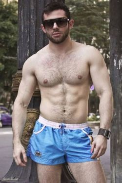 ultimate-men:  follow ultimate men!blog > companion blog >