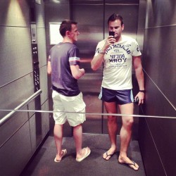 guysinshortshorts.tumblr.com/post/94778782030/