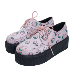 dancingwithmonsterss:  omg-transparent:  http://sailor-lune.tumblr.com/post/58789394712/shop-cute-strawberry-creepers-23-00
