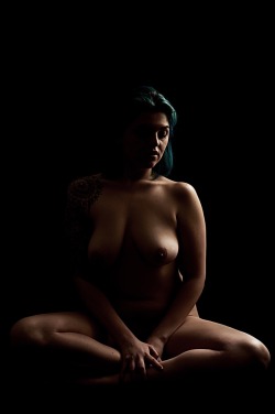 sdphotoau:  A little different to my usual.  The lovely Kiki